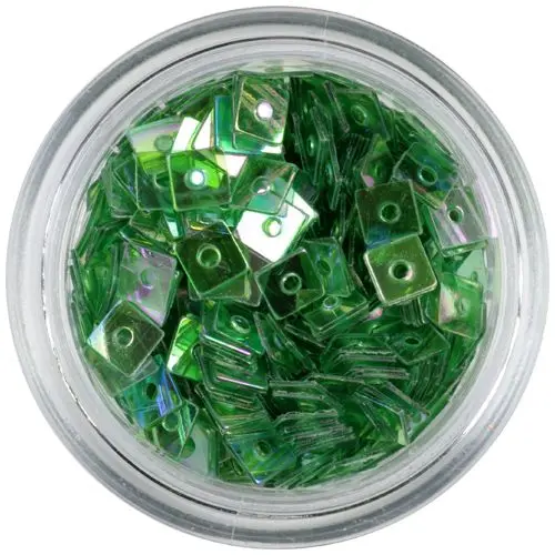 Temno zeleni kvadratki z luknjico